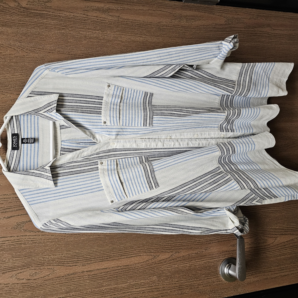 Boss White and Gray Button Down Shirt with Crisp Collar